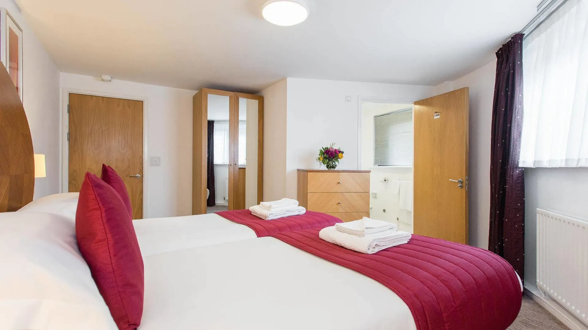 Premier Suites Newcastle Apartment